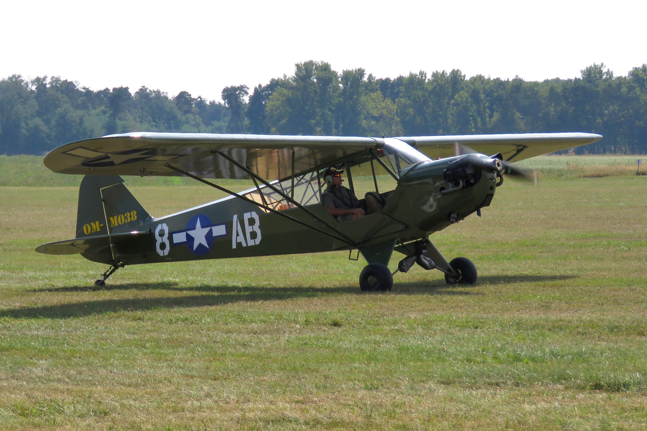 Piper L-4 Cub - OM-M038
