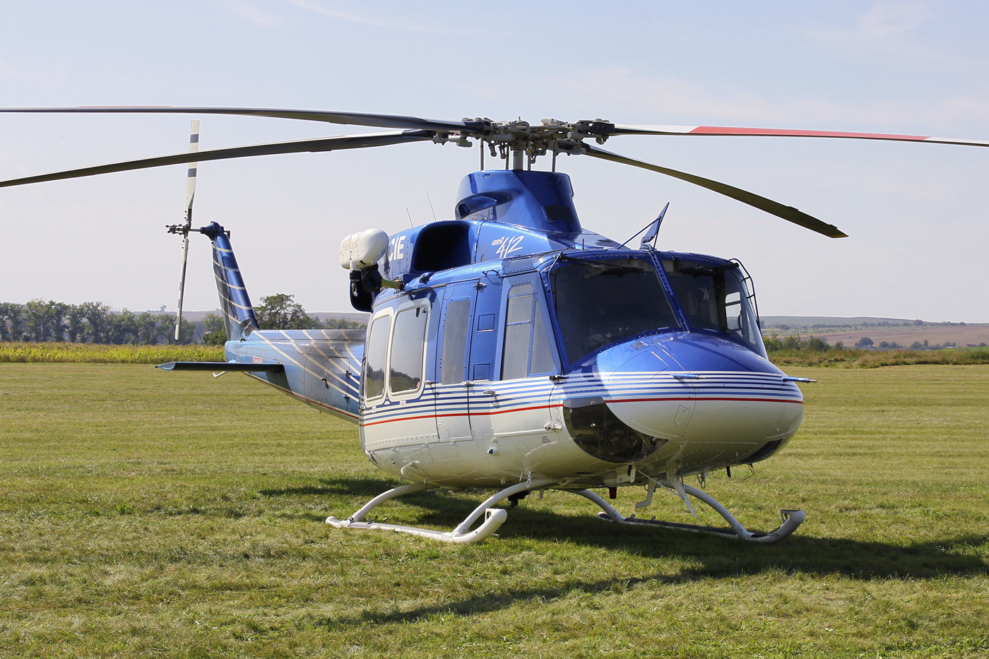 Bell 412EP / OK-BYS / Policie ČR